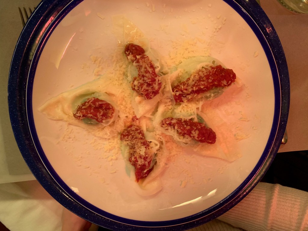 Cappellacci con spinaci