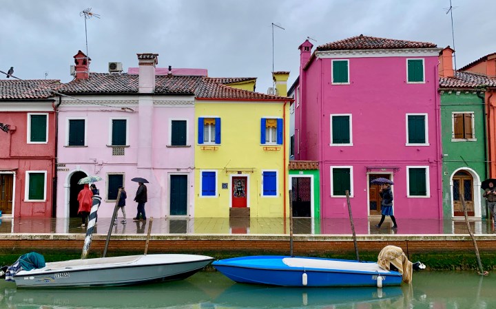 Burano Adası