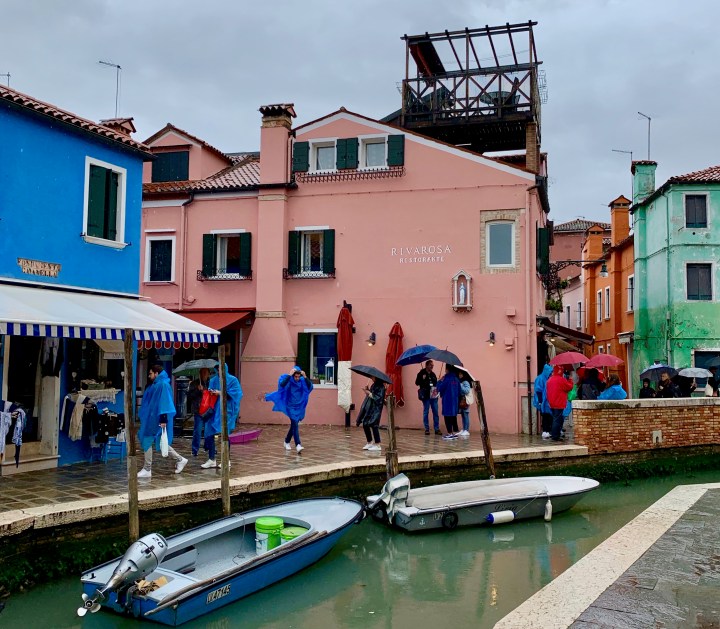 Burano Adası