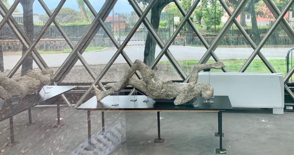 Pompei Taş Olmuş İnsanlar