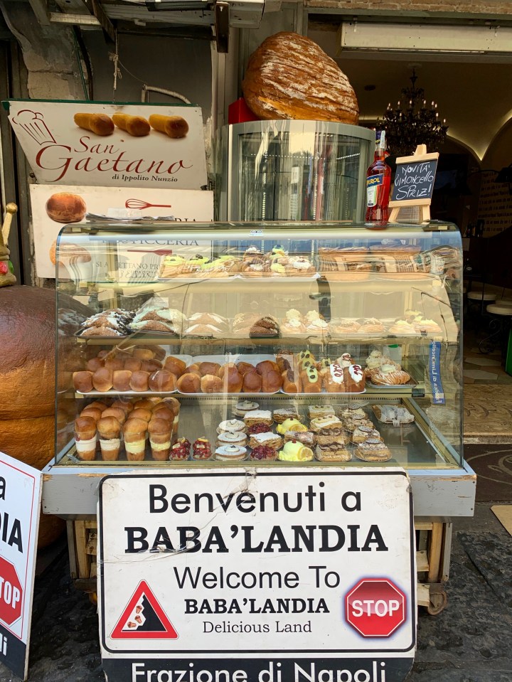 Babà Napoletano