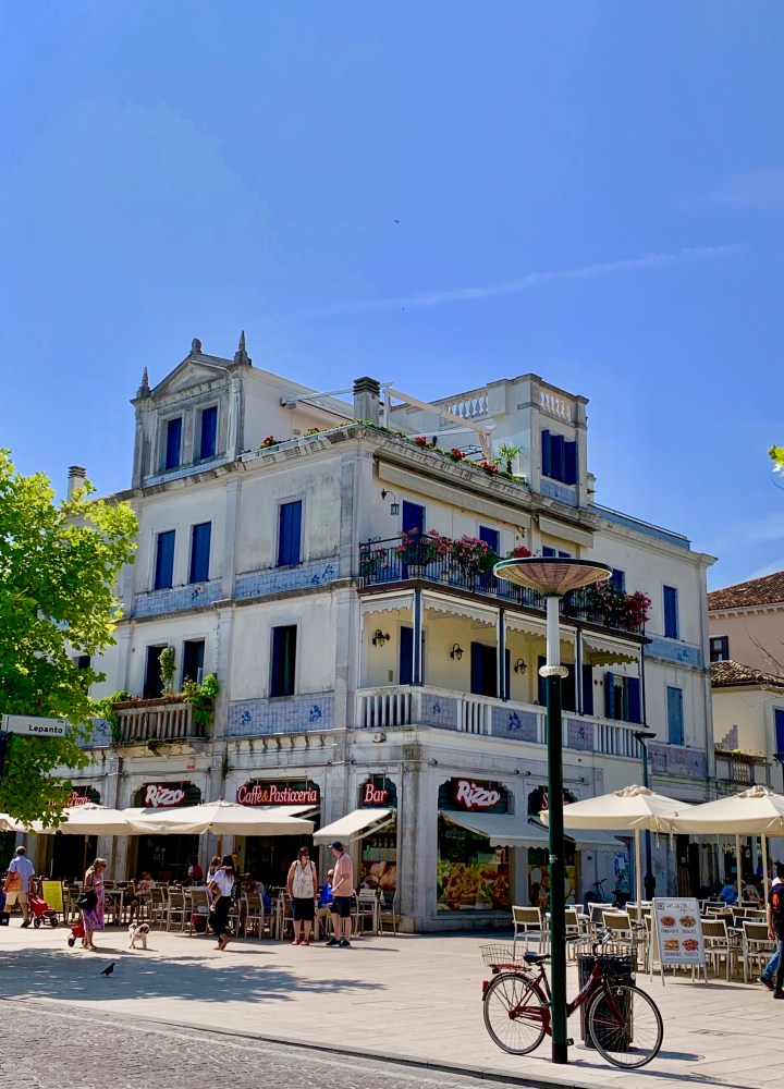 Lido Adası Sokakları - Venedik