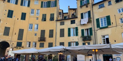 Lucca Piazza dell' Anfiteatro